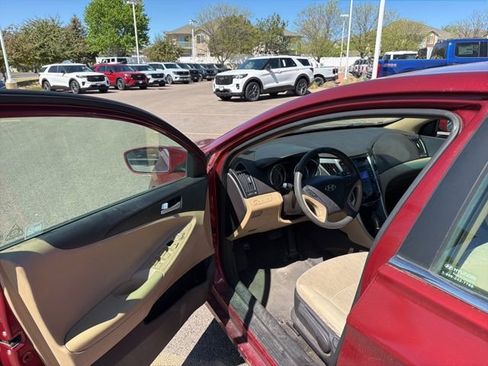 Used 2013 Hyundai Sonata GLS image 13