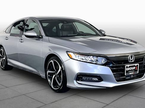 Used 2020 Honda Accord Sport image 3