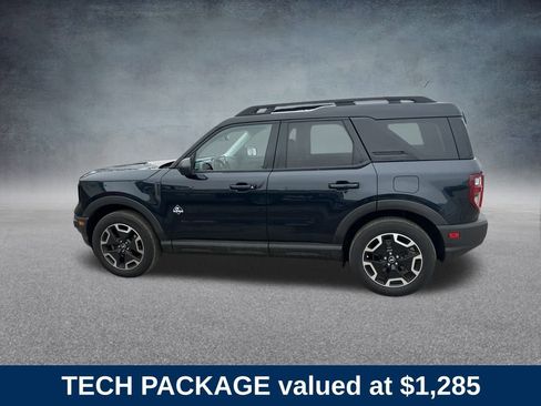 Used 2022 Ford Bronco Sport Outer Banks w/ Tech Package image 2