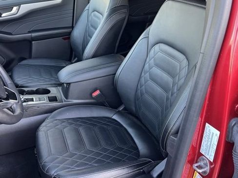 Used 2023 Ford Escape Platinum w/ Premium Technology Package image 13