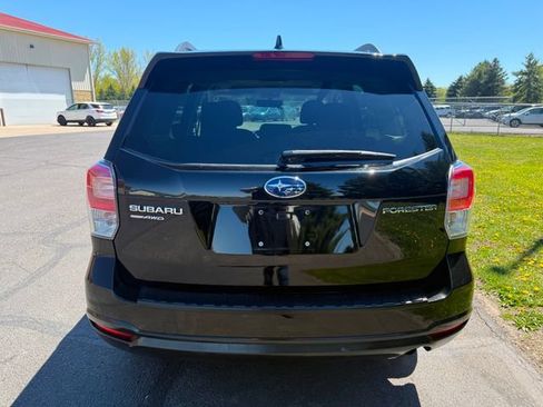 Used 2018 Subaru Forester 2.5i Premium w/ Popular Package #3A AWD/4WD image 2