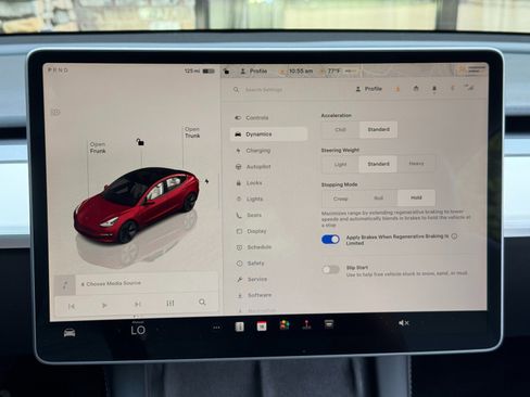 Used 2023 Tesla Model 3 Standard Range image 22