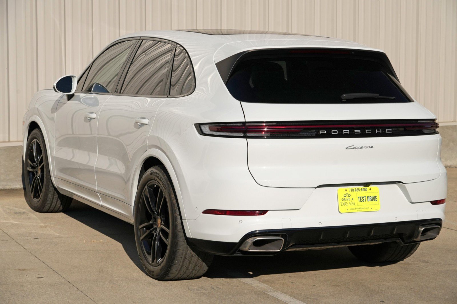 Used 2024 Porsche Cayenne AWD/4WD image 49