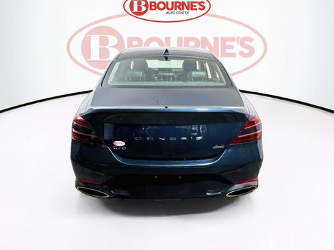 Used 2025 Genesis G70 2.5T image 9