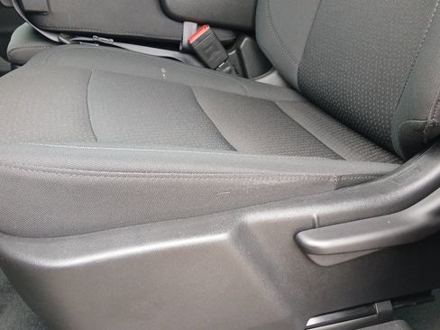 Used 2025 Chevrolet Silverado 2500 W/T w/ WT/CX Safety Package image 18