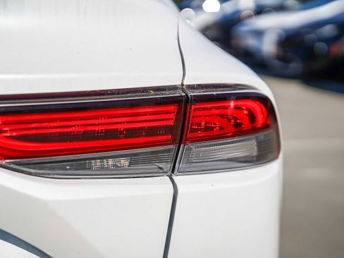 Used 2022 Toyota Mirai XLE image 12