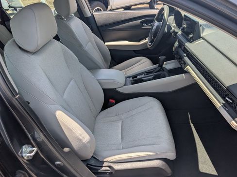 Used 2023 Honda Accord EX image 7