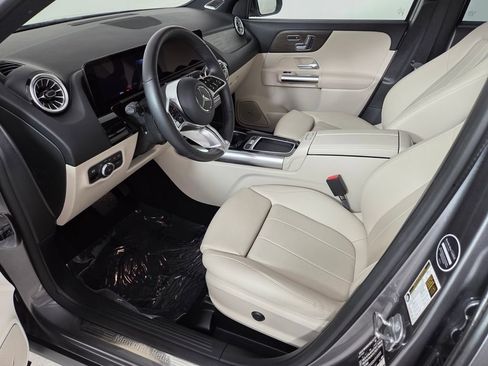 Certified 2025 Mercedes-Benz GLA 250 4MATIC image 11