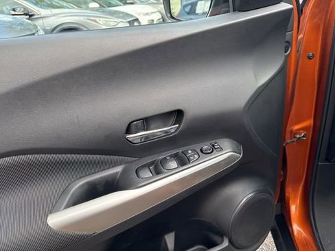 Used 2019 Nissan Kicks SV FWD image 22
