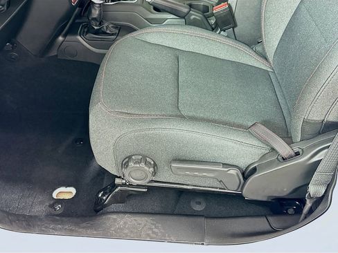 Used 2024 Jeep Gladiator Rubicon w/ Safety Group image 19