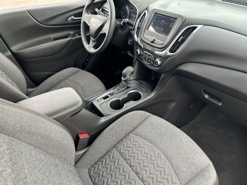 Certified 2024 Chevrolet Equinox LT FWD image 13