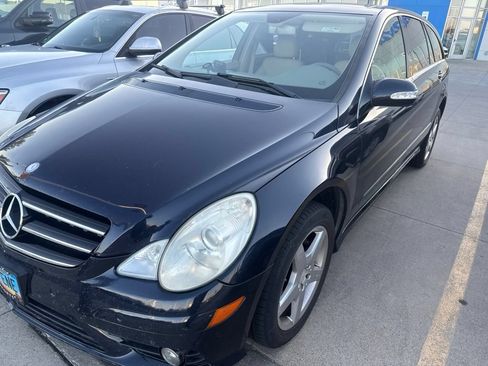 Used 2010 Mercedes-Benz R 350 4MATIC image 5