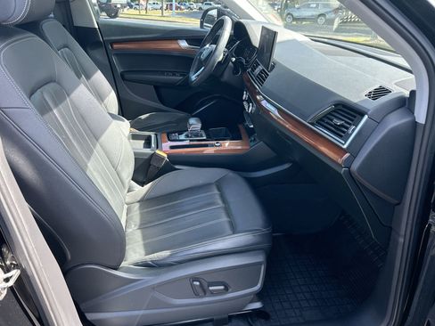 Used 2021 Audi Q5 Premium image 22