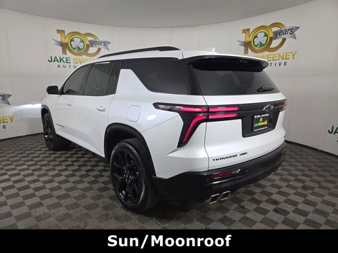 Certified 2024 Chevrolet Traverse RS image 6
