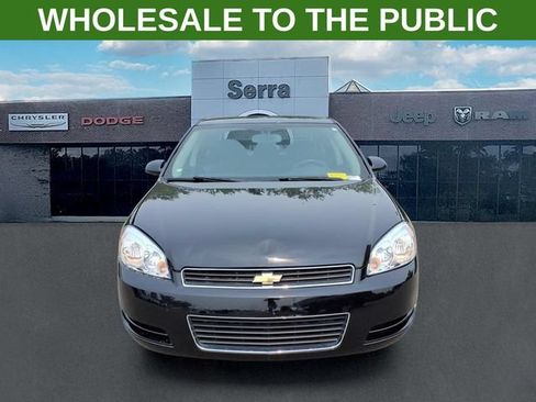 Used 2009 Chevrolet Impala LT w/ Luxury Edition Package FWD image 2