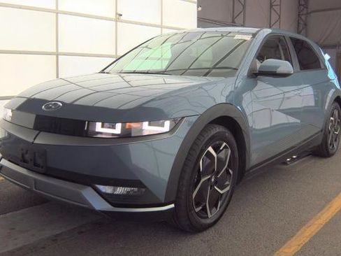 Used 2024 Hyundai Ioniq 5 SEL image 2