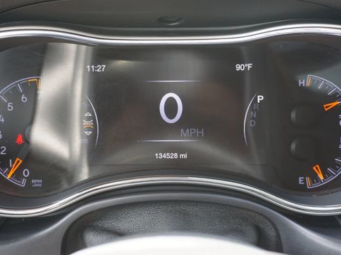 Used 2017 Jeep Grand Cherokee Altitude AWD/4WD image 30