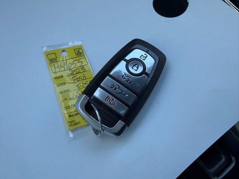 Used 2023 Ford F150 Lightning Lariat image 44