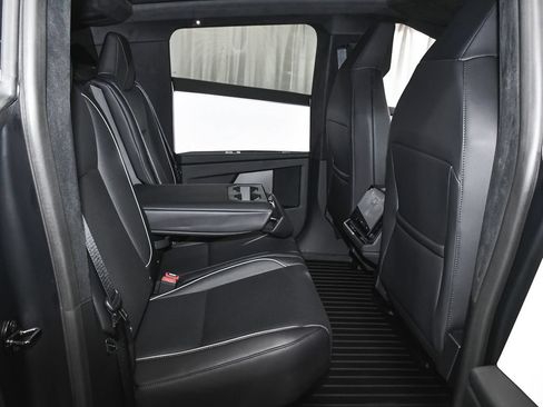 Used 2024 Tesla Cybertruck Cyberbeast AWD/4WD image 58