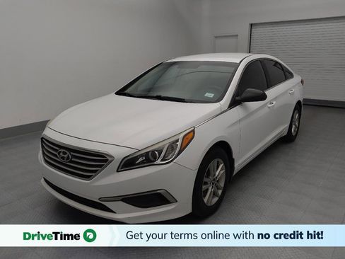 Used 2017 Hyundai Sonata SE image 1