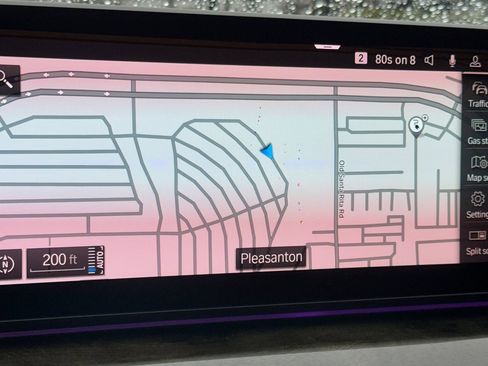Certified 2023 BMW 530e w/ M Sport Package image 20