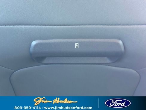 New 2025 Ford Expedition Active image 10