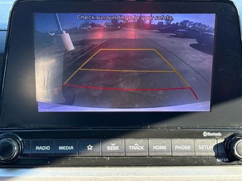 Used 2020 Kia Forte LXS image 32