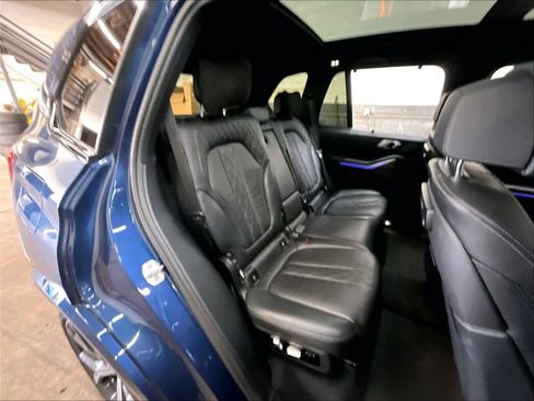 Used 2020 BMW X5 xDrive40i w/ M Sport Package AWD/4WD image 29