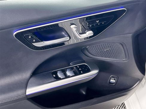 Used 2022 Mercedes-Benz C 300 C 300 image 16