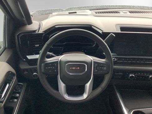 Used 2024 GMC Sierra 3500 SLT w/ SLT Premium Package image 12