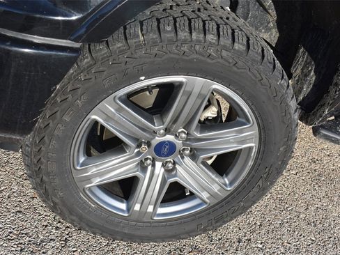 Used 2018 Ford F150 XLT w/ Equipment Group 302A Luxury image 14