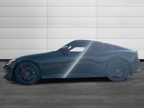 Used 2024 Nissan Z Performance w/ Floor Mat Package RWD image 6