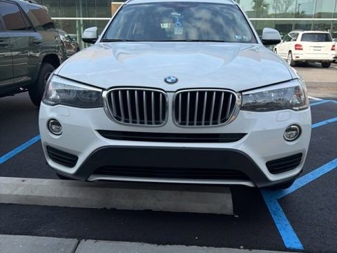 Used 2016 BMW X3 xDrive28i image 1