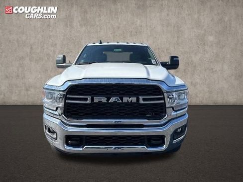 New 2024 RAM 3500 Tradesman w/ Chrome Appearance Group image 2