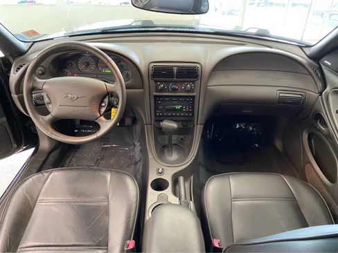 Used 2002 Ford Mustang Deluxe image 17