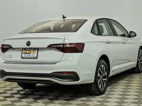 Certified 2023 Volkswagen Jetta S image 7