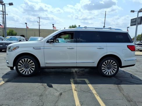 Used 2019 Lincoln Navigator Reserve AWD/4WD image 4