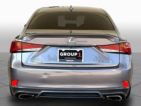 Used 2018 Lexus IS 300 F Sport w/ F Sport Package RWD image 5