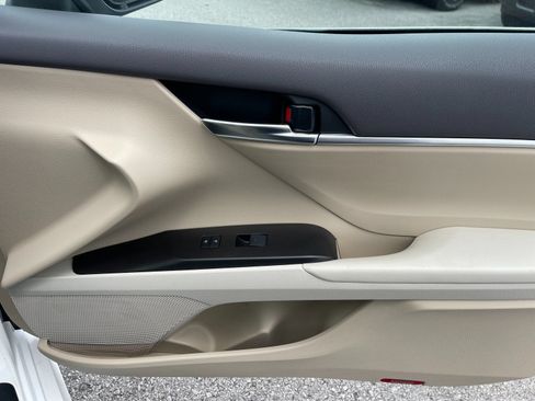 Used 2023 Toyota Camry LE FWD image 18