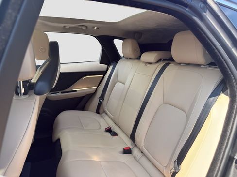 Used 2020 Jaguar F-PACE Premium AWD/4WD image 13