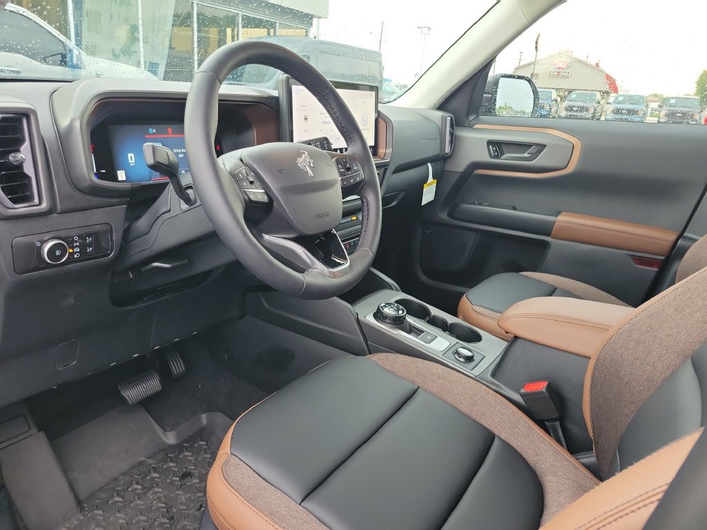 New 2026 Ford Bronco Sport Outer Banks w/ Outer Banks Tech Package+ AWD/4WD image 21