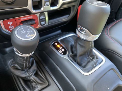 New 2026 Jeep Wrangler Unlimited Rubicon image 14