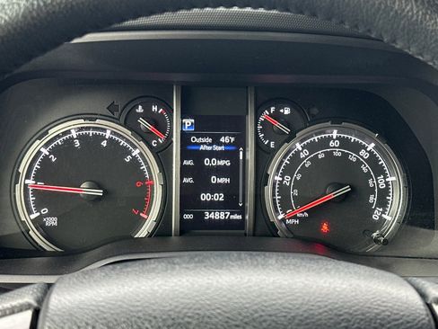 Used 2024 Toyota 4Runner TRD Off-Road Premium image 30