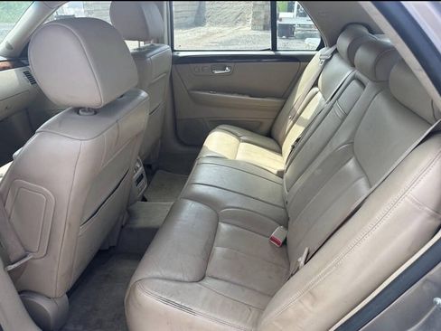 Used 2006 Cadillac DTS FWD image 9