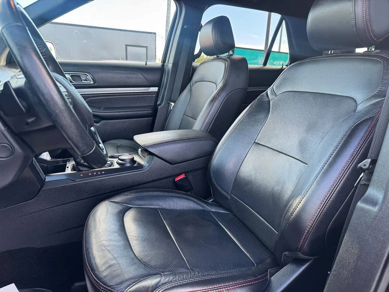 Used 2017 Ford Explorer Sport w/ Equipment Group 401A AWD/4WD image 10