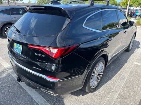 Used 2023 Acura MDX SH-AWD w/ Advance Package image 3