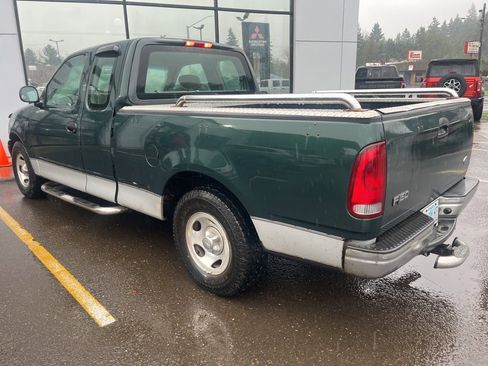 Used 2001 Ford F150 XL image 2