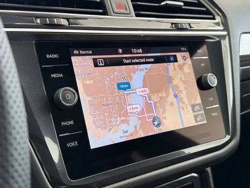 Used 2024 Volkswagen Tiguan SEL R-Line image 25