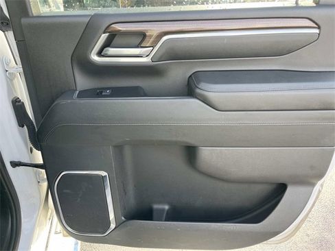 Used 2024 Chevrolet Silverado 2500 LT image 18