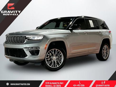 Used 2023 Jeep Grand Cherokee Summit AWD/4WD image 1